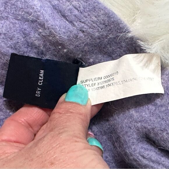 Ralph Lauren Purple Knit Scarf with Ruffled Edges - Picture 5 of 8